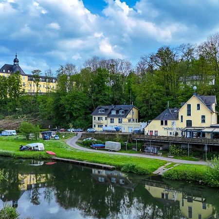 Ferienwohnung Riverside Resort Idyllisch Direkt An Der Lahn Diez Esterno foto